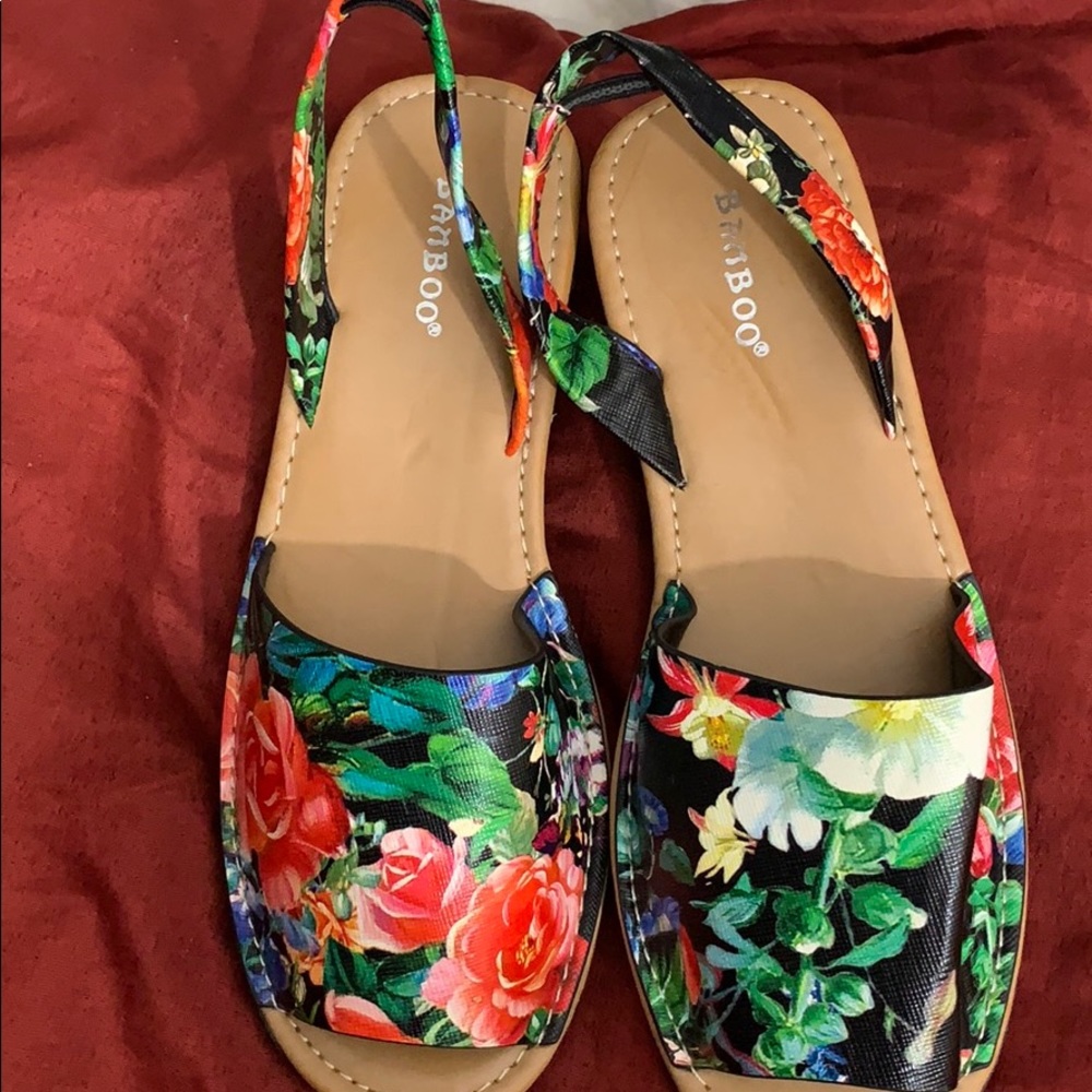 Colourful Sandals - Picture 2 of 5